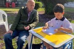 Lectura-abuelos-colegio-sscc-providencia-6