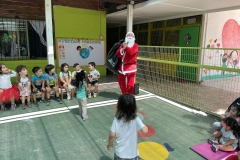 Jardin-Reina-de-la-Paz-entrega-regalos-SSCC-Fundacion12