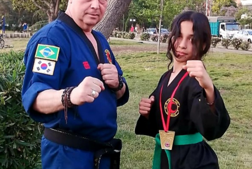 Hermanos Seguel Yagnam triunfan en Campeonatos de Taekwondo