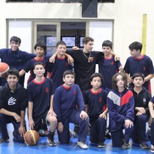 Amistoso de básquetbol