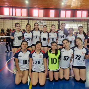 WhatsApp Image 2025-10-27 at 1.59.58 PM (1) ¡Vóleibol damas clasifica a las finales!